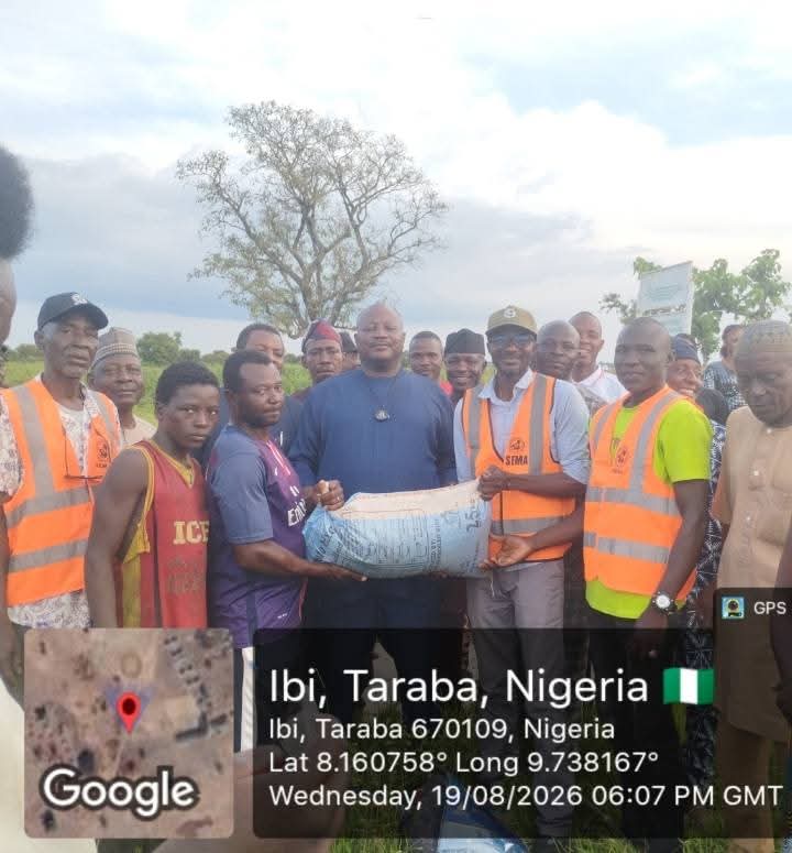 TARABA GOVERNMENT THROUGH TSEMA PROVIDES RELIEF MATERIALS TO INTERNALLY DISPLACED PERSONS CAMP IN IBI LGA